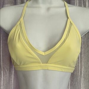 Lululemon State Of Flow Bra SIZE 4
DESIGNED FOR YOGA